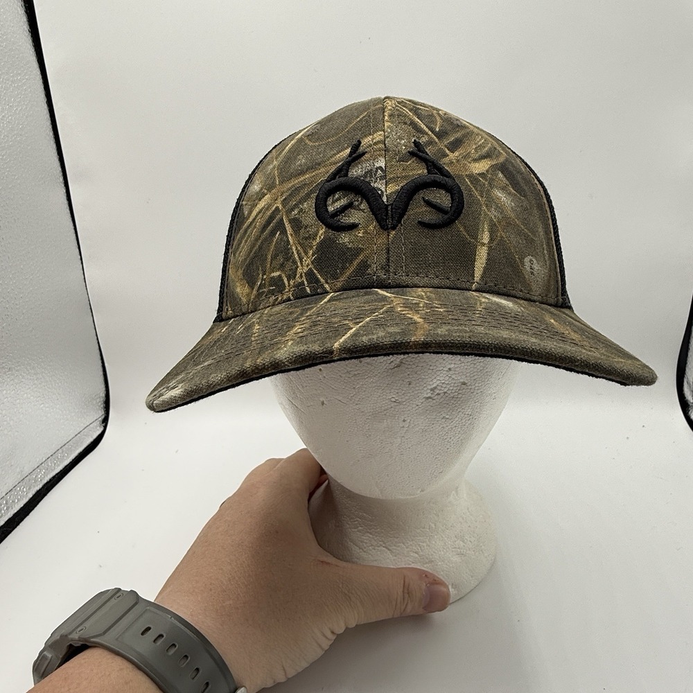 Realtree‎ Camouflage Cap Black Logo Front Adjustable Snap Back Mesh Trucker Hat